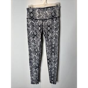 Victoria‎ Sport Knockout Leggings Pants Gray Snake Print SZ Extra Small Athletic
